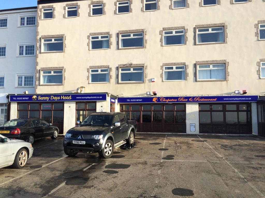 Sunny Days Hotel Blackpool Bagian luar foto